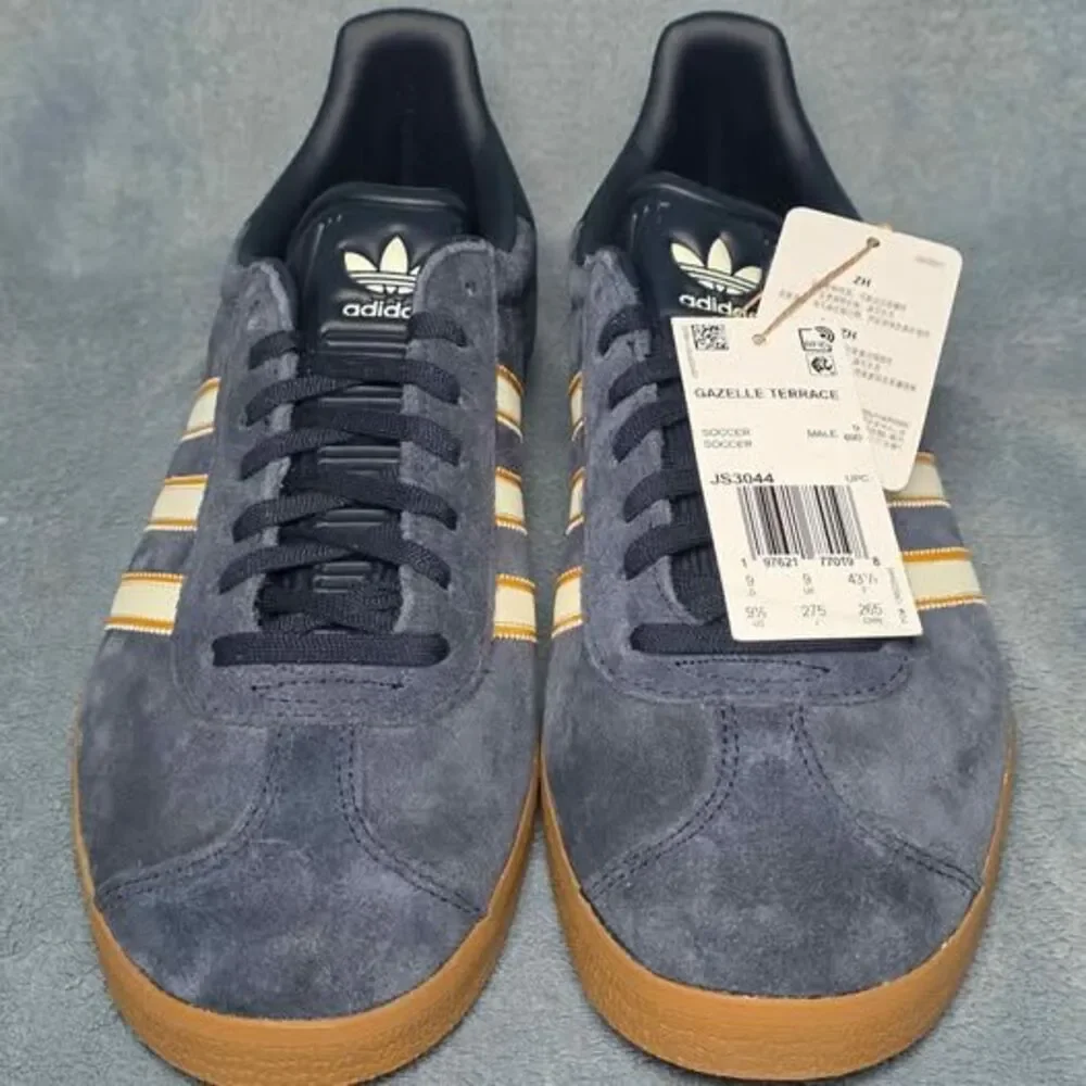 Adidas Gazelle Terrace Juventus Navy Blue Mens US 9.5 or Womens 10.5